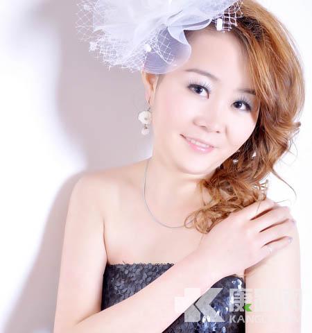 �ܶ�Ů�ԛ]�Ը߳�