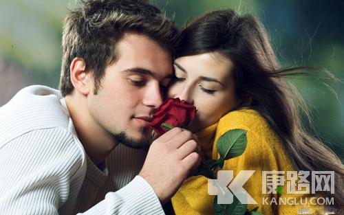 ��ס�l����ʹŮ�����䵭