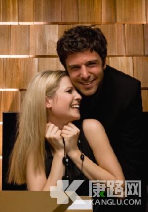 �`�^֮�Խ������^��