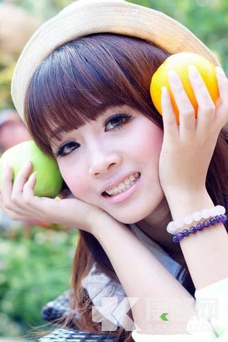 ����ˎ���ܕ��ɁyŮ������