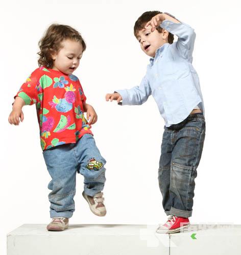 �������،���ͯ������