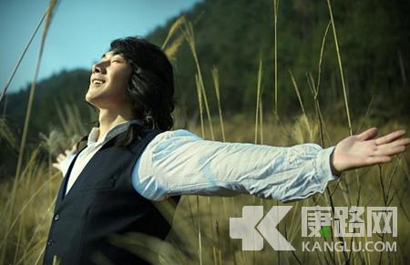 ����׌ǰ���ٳ�Ѫ