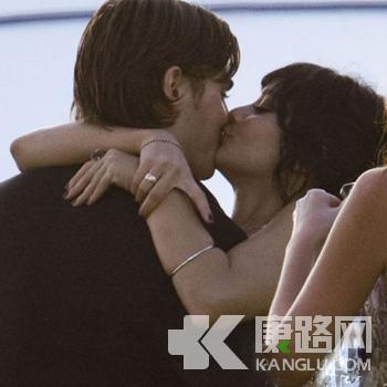 �Բ������˵�Ӱ�